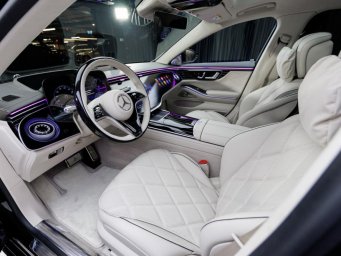 Премьера обновленного Mercedes-Maybach S-Class прошла в России на мероприятии Legacy Motors